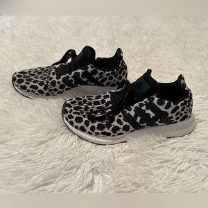 Adidas Cheetah Swift Run Shoes